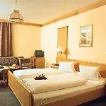 Moelltal Hotel Flattach